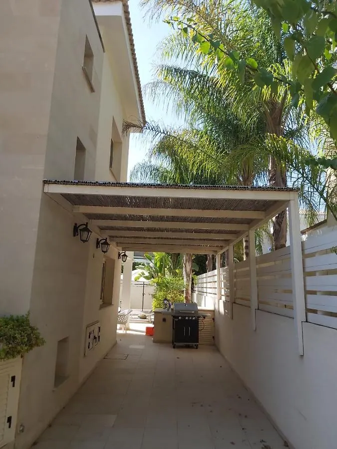Anthorina Villa 7 بروتاراس
