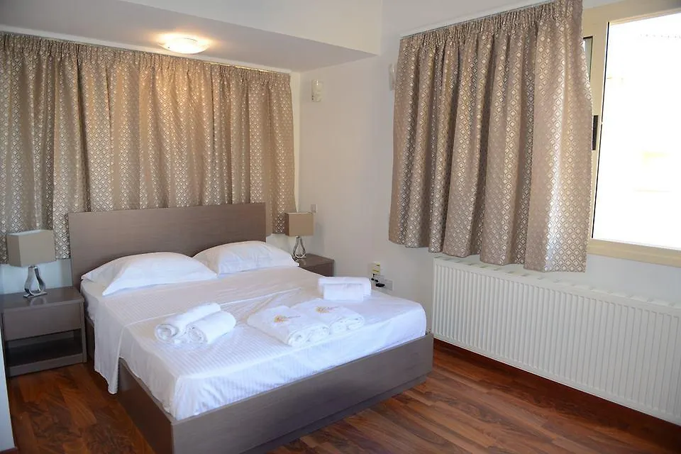 Anthorina Villa 7 بروتاراس